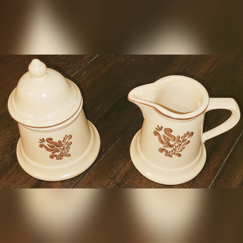 Pfaltzgraff Sugar & Creamer Vintage